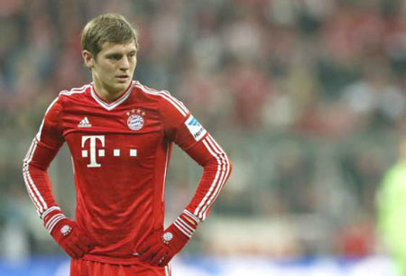 Kroos có thể sẽ là tên tuổi đầu tiên cập bến Man Utd.